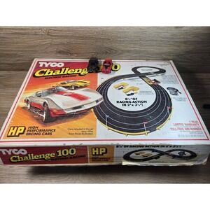 TYCO CHALLENGE 100 RACING SLOT CAR SET 1980 HO BOXED W/ CARS - Partially Tested